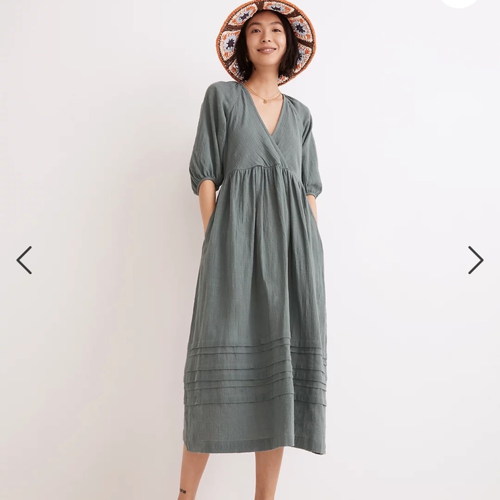 Marianna puff sleeve midi dress 👗